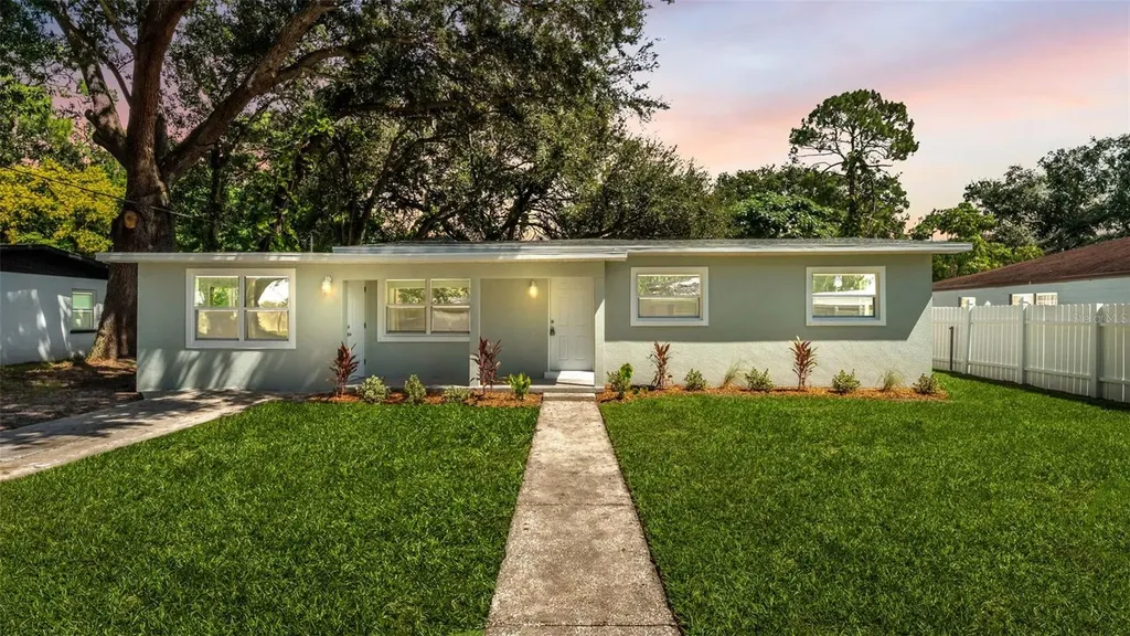 562 Lake Bonny Drive E Lakeland FL 33801