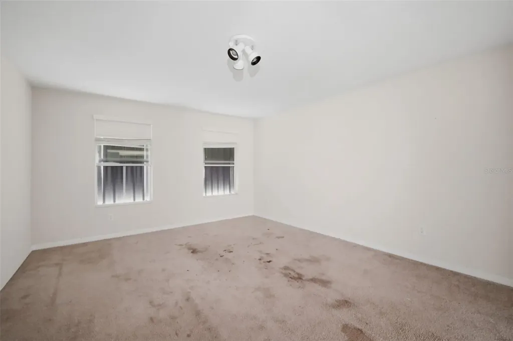 1505 Oak Pond Street Ruskin FL 33570