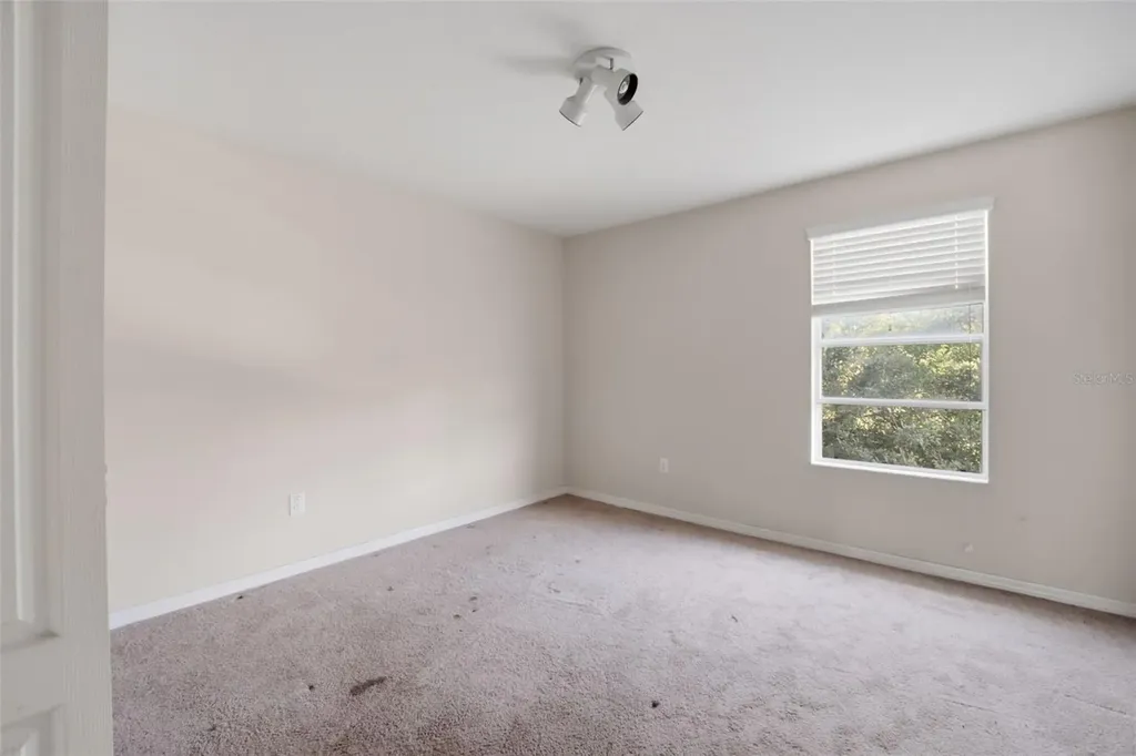 1505 Oak Pond Street Ruskin FL 33570