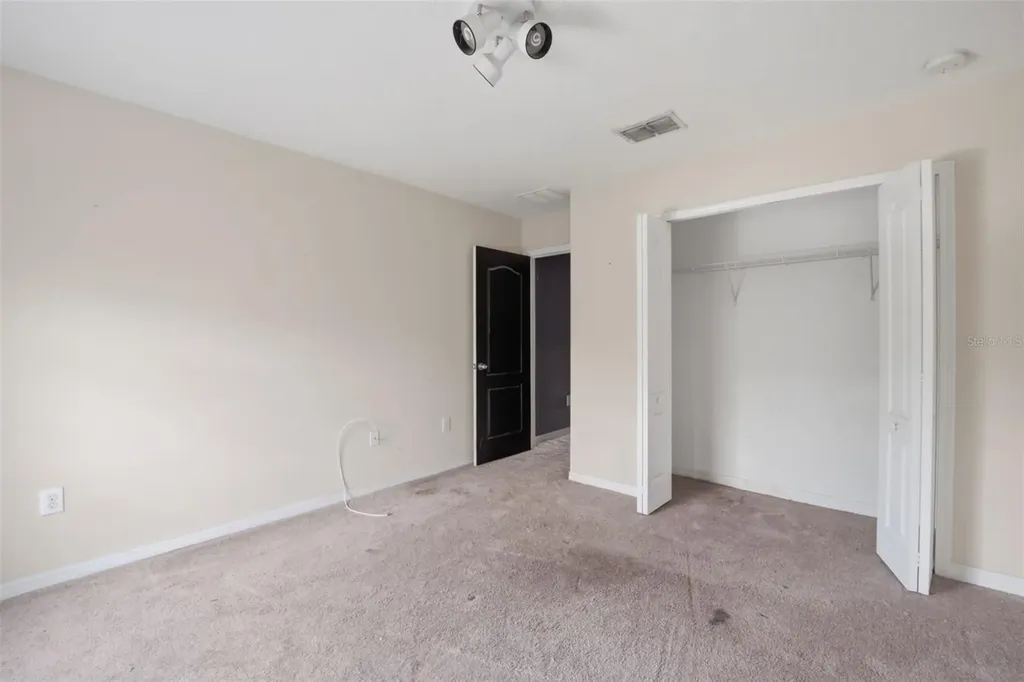 1505 Oak Pond Street Ruskin FL 33570