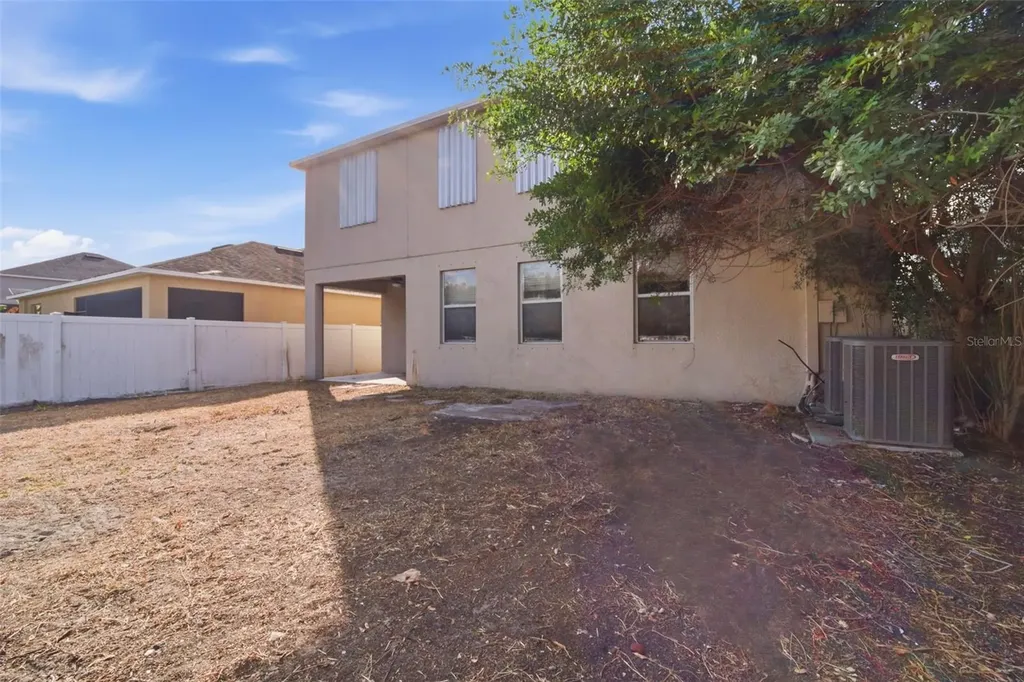 1505 Oak Pond Street Ruskin FL 33570