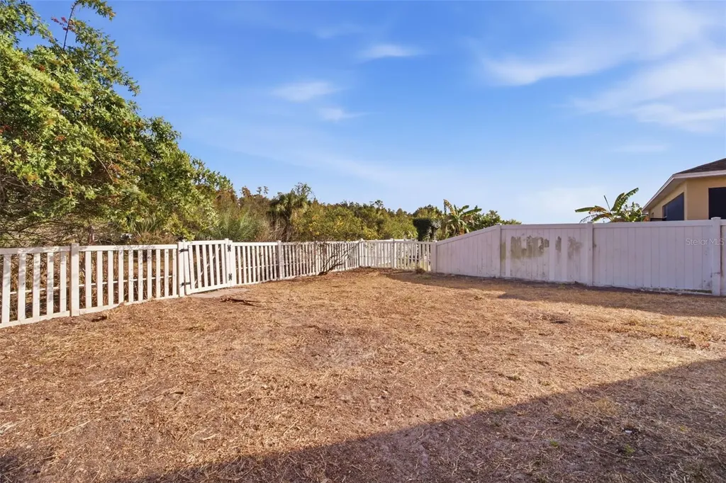 1505 Oak Pond Street Ruskin FL 33570