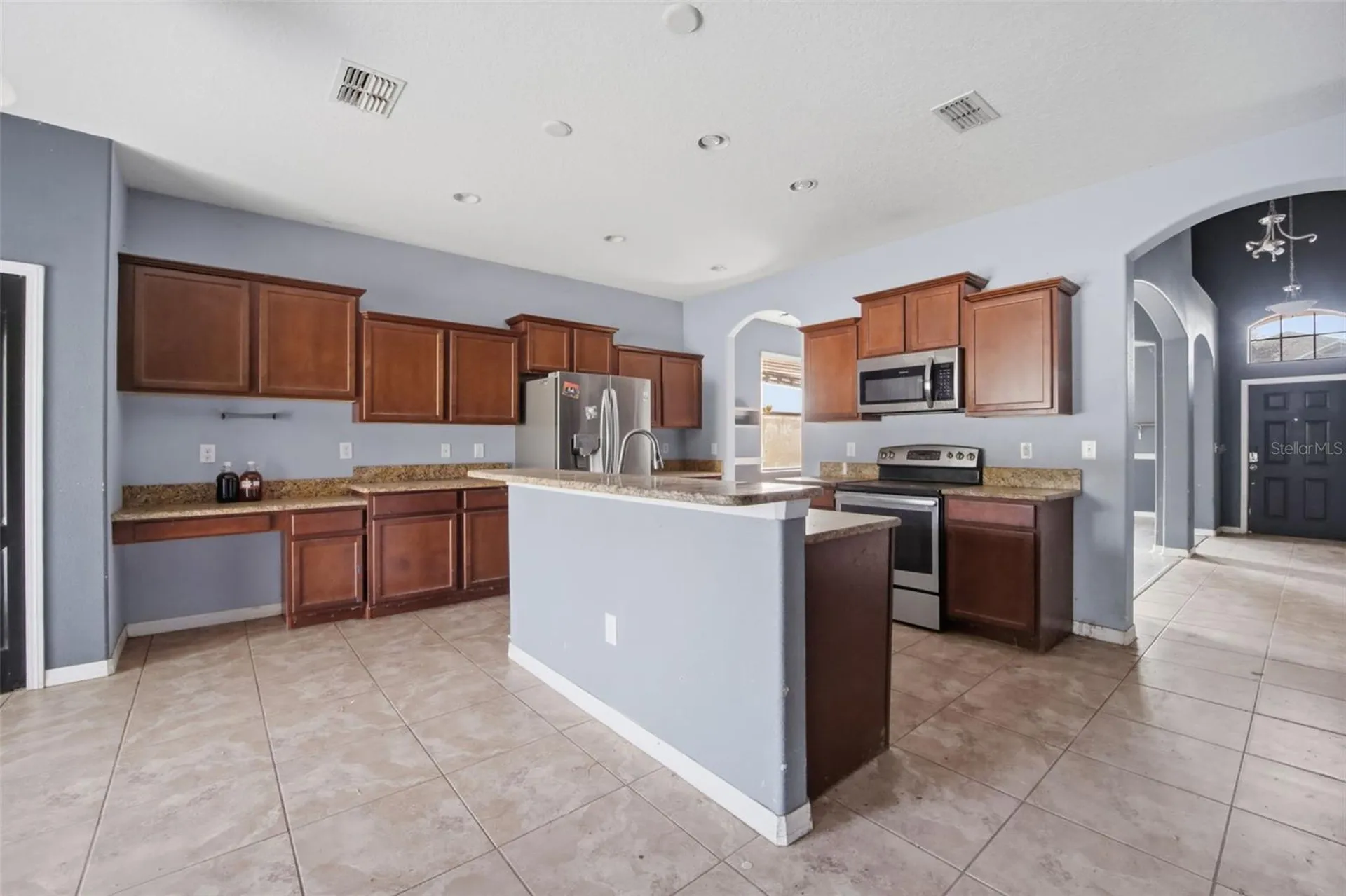 1505 Oak Pond Street Ruskin FL 33570