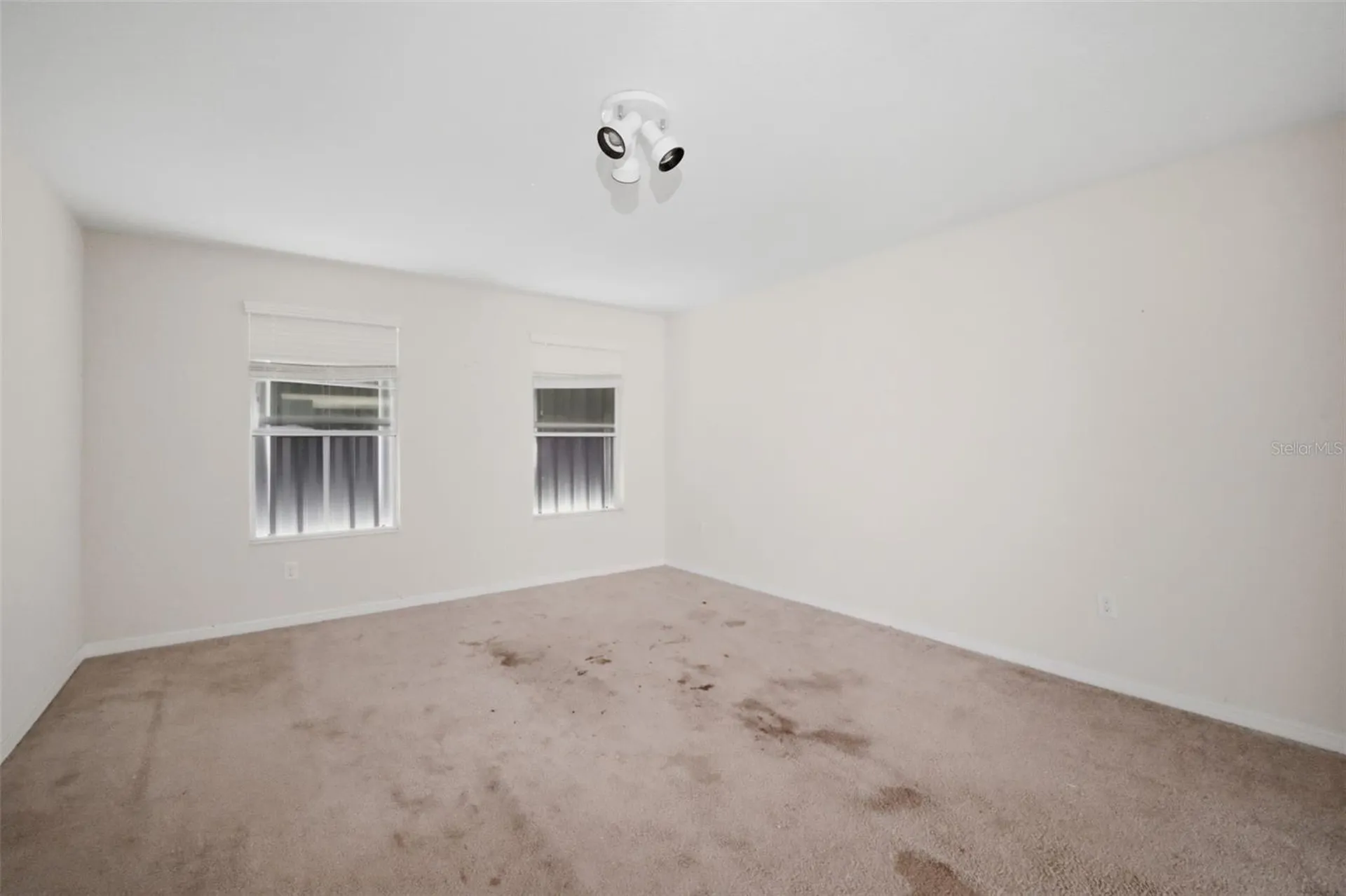 1505 Oak Pond Street Ruskin FL 33570