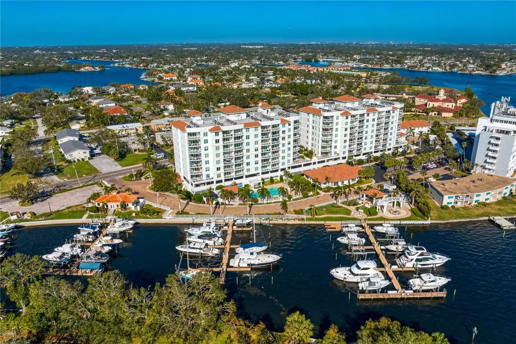 1325 Snell Isle Boulevard NE St Petersburg FL 33704