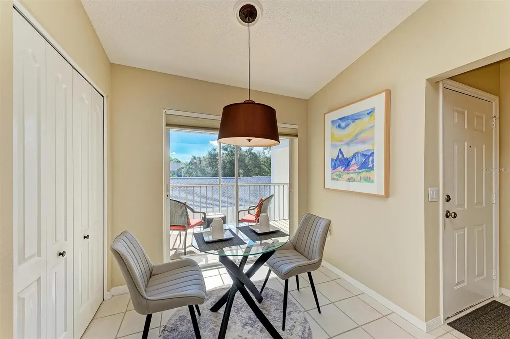 9470 High Gate Drive Sarasota FL 34238