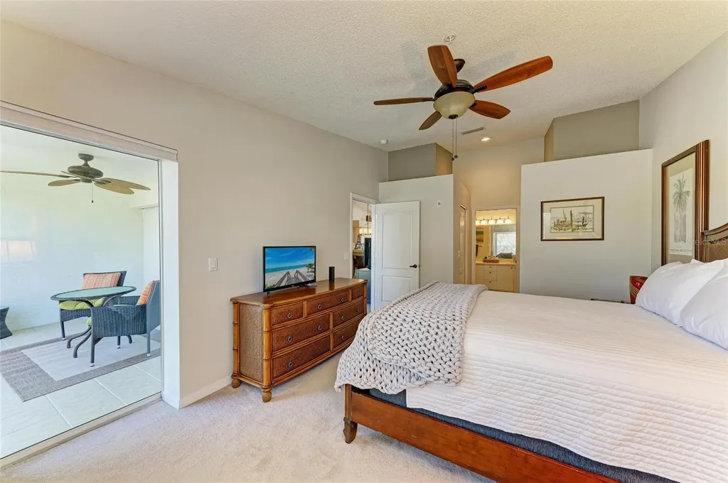 9470 High Gate Drive Sarasota FL 34238