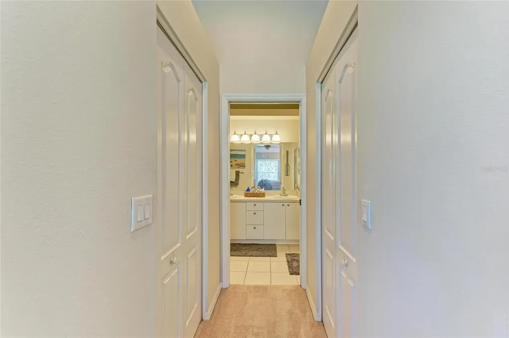 9470 High Gate Drive Sarasota FL 34238