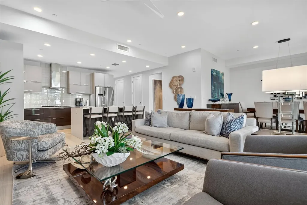 711 S Palm Avenue Sarasota FL 34236