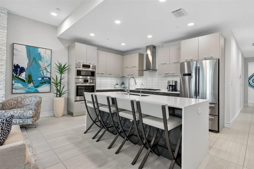 711 S Palm Avenue Sarasota FL 34236