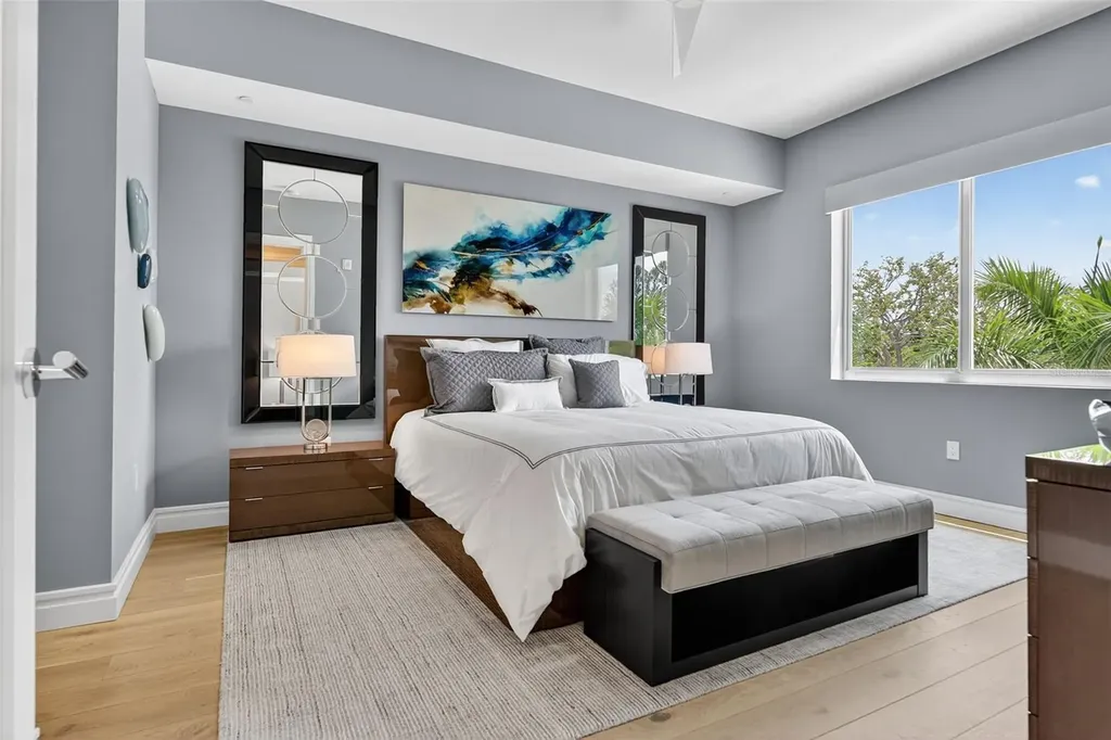 711 S Palm Avenue Sarasota FL 34236