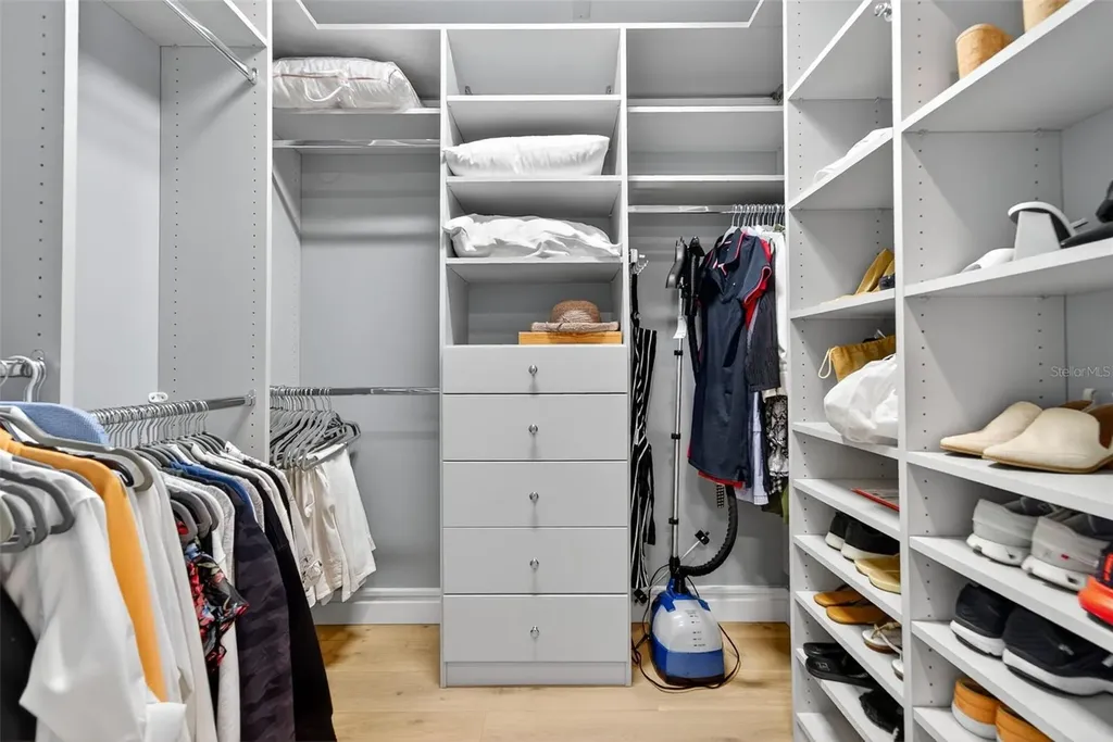 711 S Palm Avenue Sarasota FL 34236