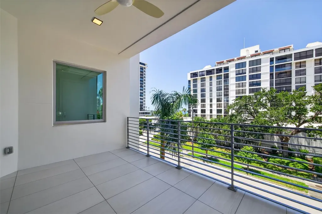 711 S Palm Avenue Sarasota FL 34236