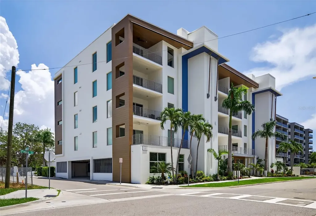 711 S Palm Avenue Sarasota FL 34236