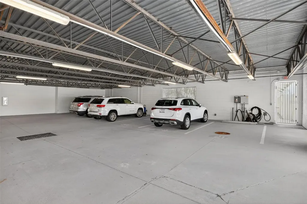 711 S Palm Avenue Sarasota FL 34236