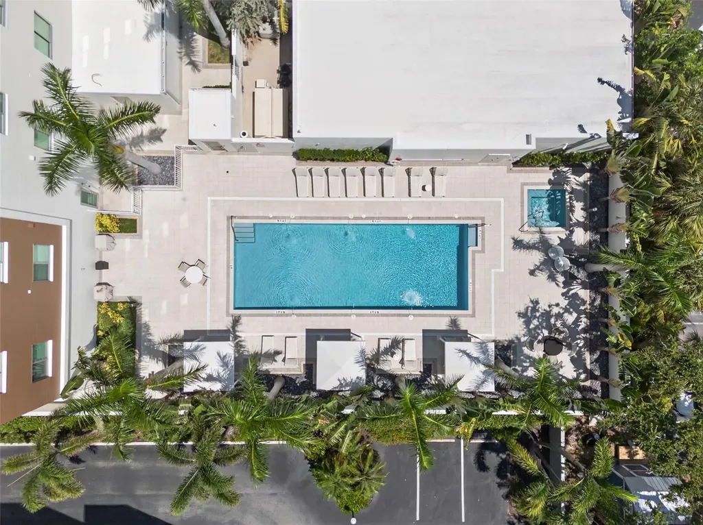 711 S Palm Avenue Sarasota FL 34236