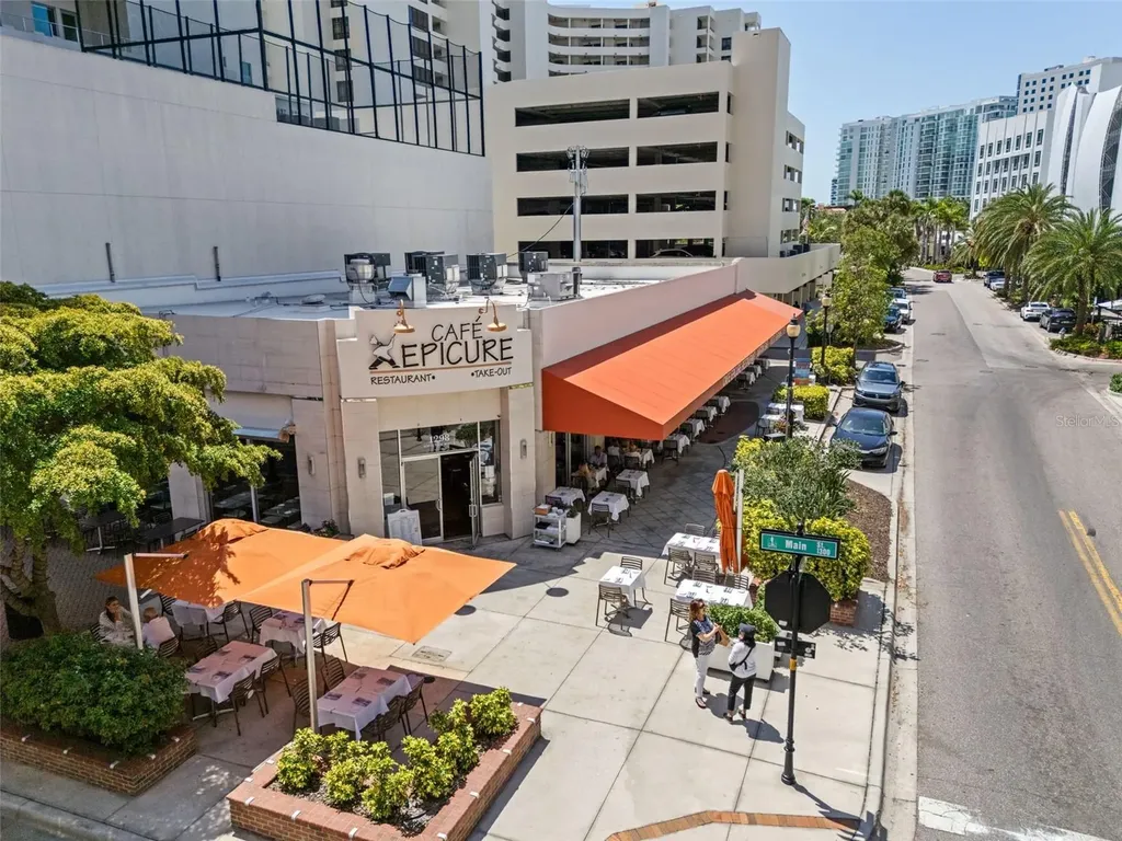 711 S Palm Avenue Sarasota FL 34236