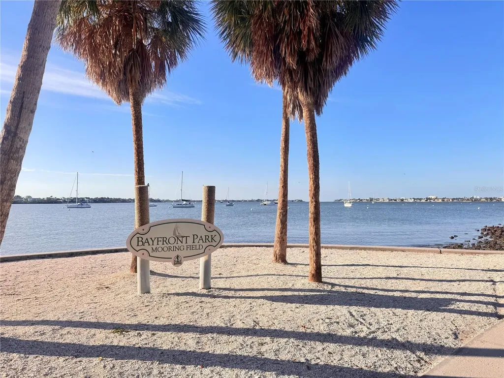 711 S Palm Avenue Sarasota FL 34236