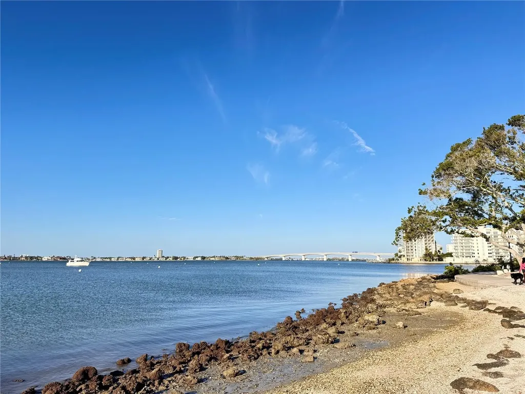 711 S Palm Avenue Sarasota FL 34236