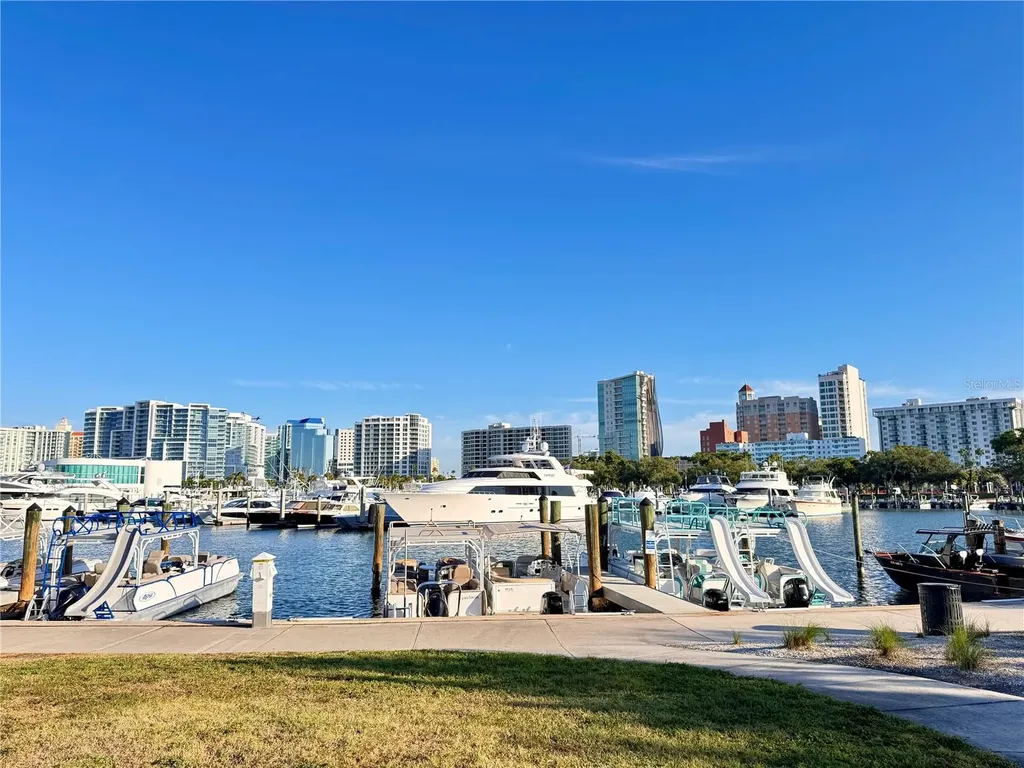 711 S Palm Avenue Sarasota FL 34236