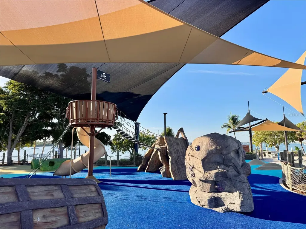 711 S Palm Avenue Sarasota FL 34236