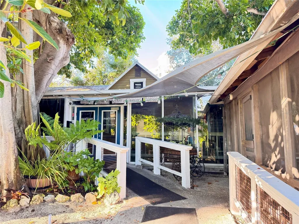 711 S Palm Avenue Sarasota FL 34236