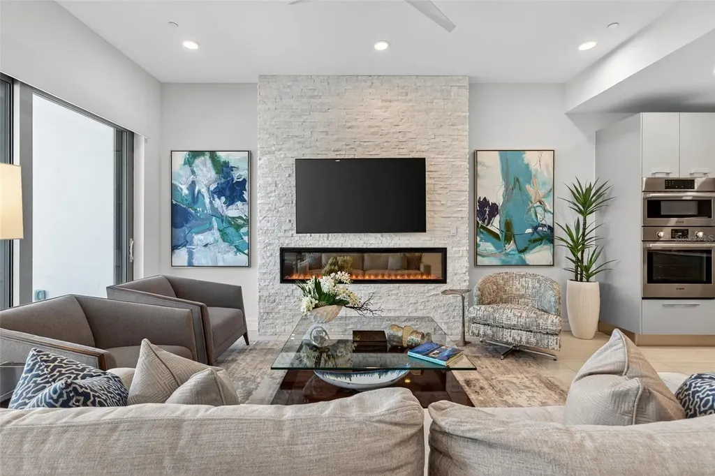 711 S Palm Avenue Sarasota FL 34236