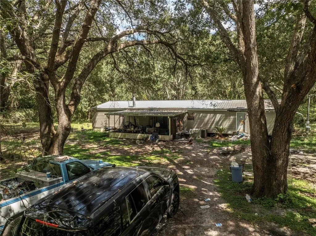 2946 SE 21st Avenue Sumterville FL 33585