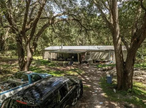 2946 SE 21st Avenue Sumterville FL 33585