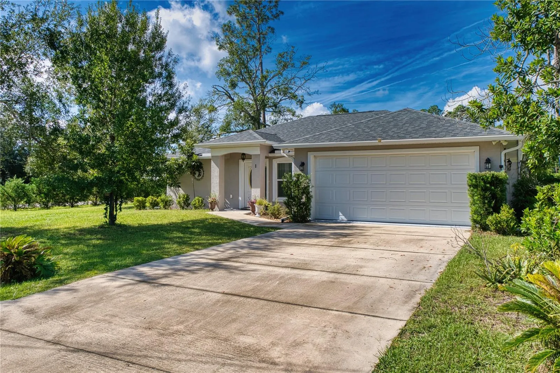 1 Llosee Court Palm Coast FL 32164