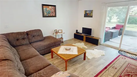 1 Llosee Court Palm Coast FL 32164