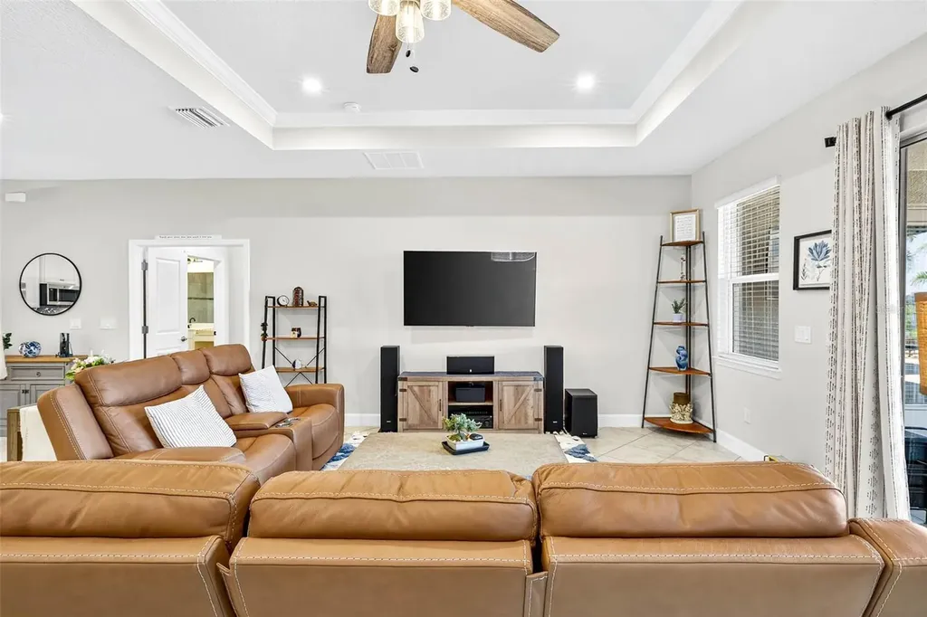11761 Lake Lucaya Drive Riverview FL 33579