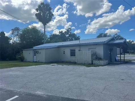 821 S Us 301 Sumterville FL 33585