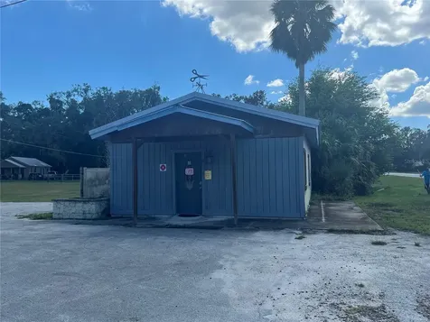 821 S Us 301 Sumterville FL 33585