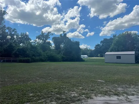 821 S Us 301 Sumterville FL 33585