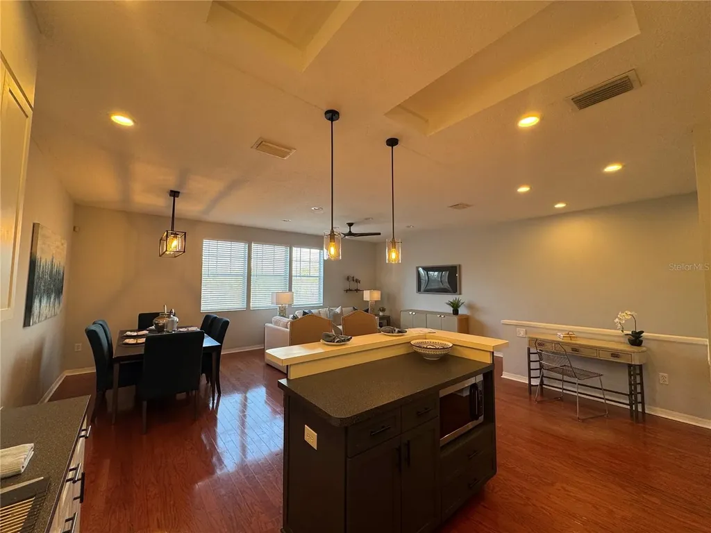 2900 W Azeele Street Tampa FL 33609