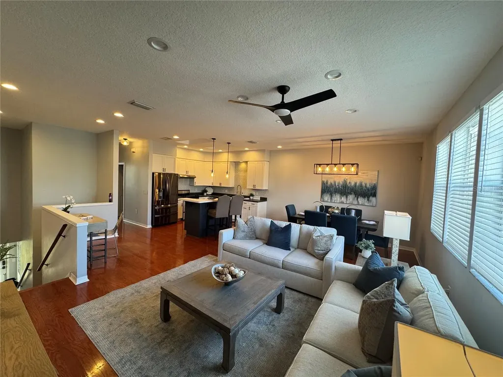 2900 W Azeele Street Tampa FL 33609