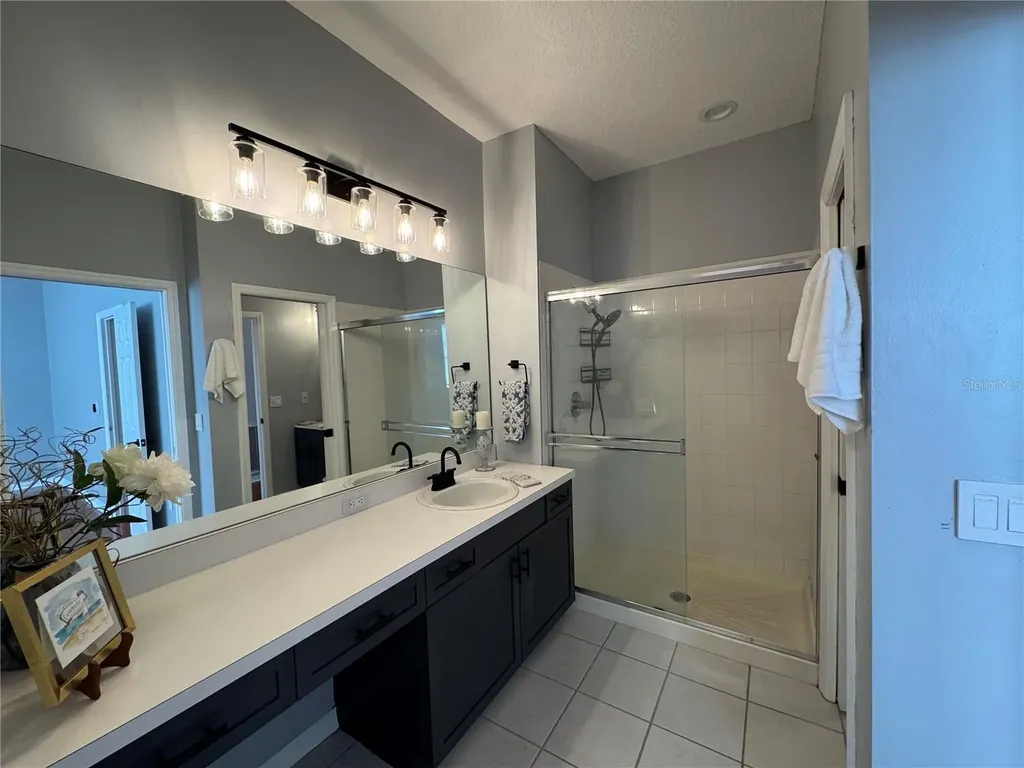 2900 W Azeele Street Tampa FL 33609