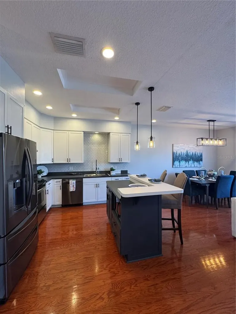 2900 W Azeele Street Tampa FL 33609