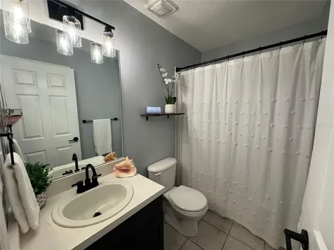 2900 W Azeele Street Tampa FL 33609