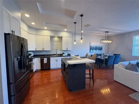 2900 W Azeele Street Tampa FL 33609