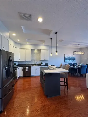 2900 W Azeele Street Tampa FL 33609