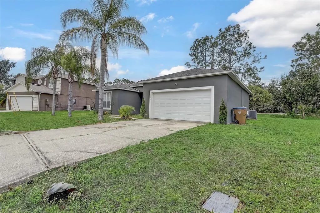 1023 Embrun Court Kissimmee FL 34759