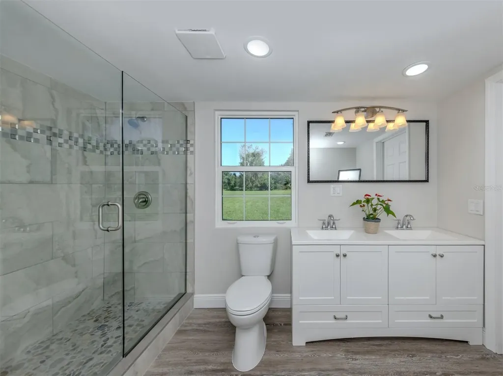 16372 Winburn Drive Sarasota FL 34240