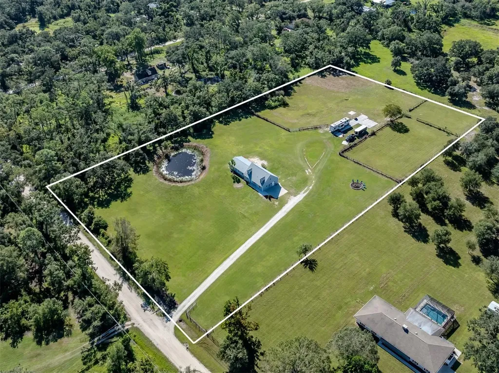 16372 Winburn Drive Sarasota FL 34240