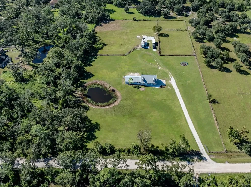 16372 Winburn Drive Sarasota FL 34240
