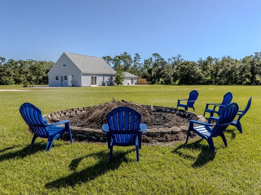 16372 Winburn Drive Sarasota FL 34240