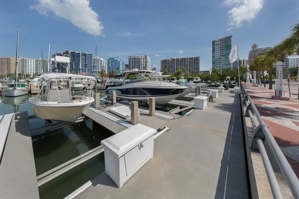 16372 Winburn Drive Sarasota FL 34240