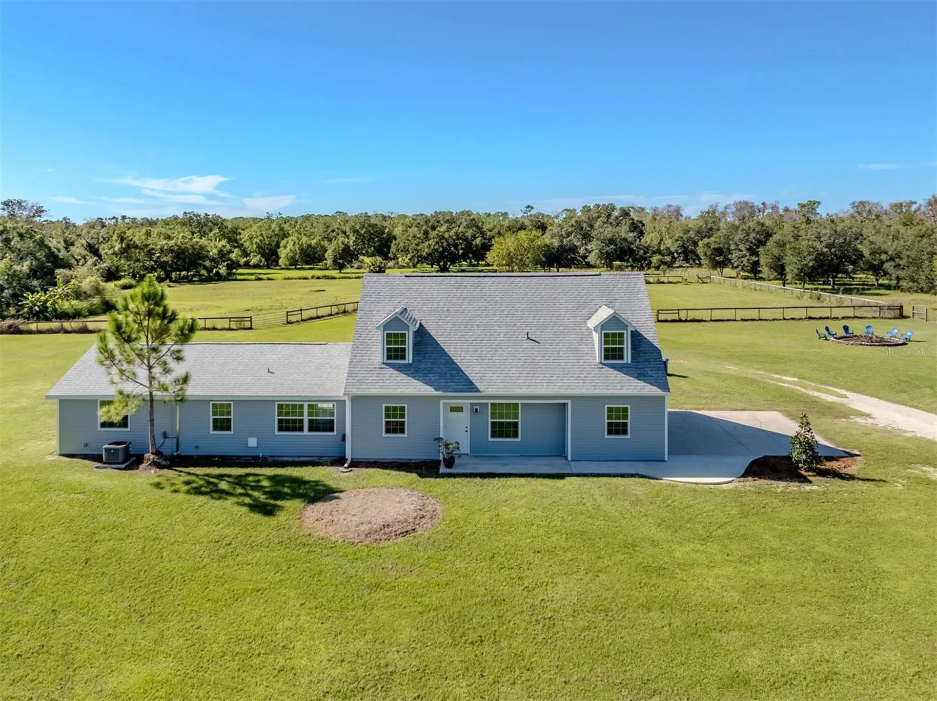 16372 Winburn Drive Sarasota FL 34240