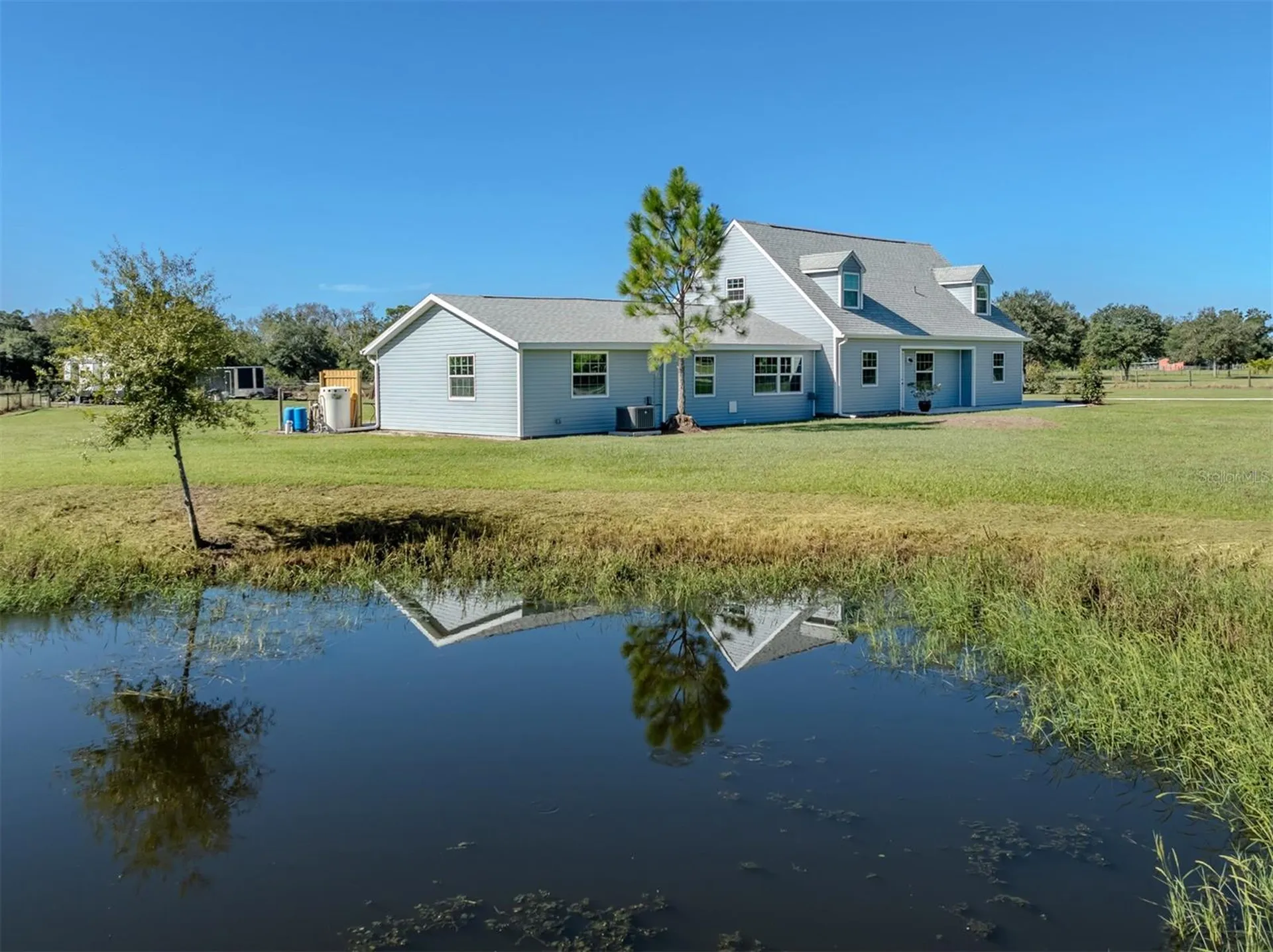 16372 Winburn Drive Sarasota FL 34240